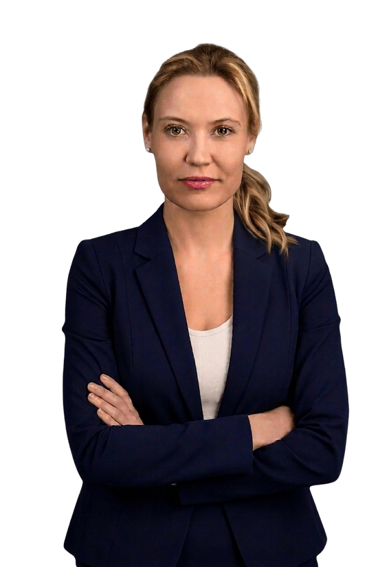 Dr. Benedicte Lerche standing with her arms crossed